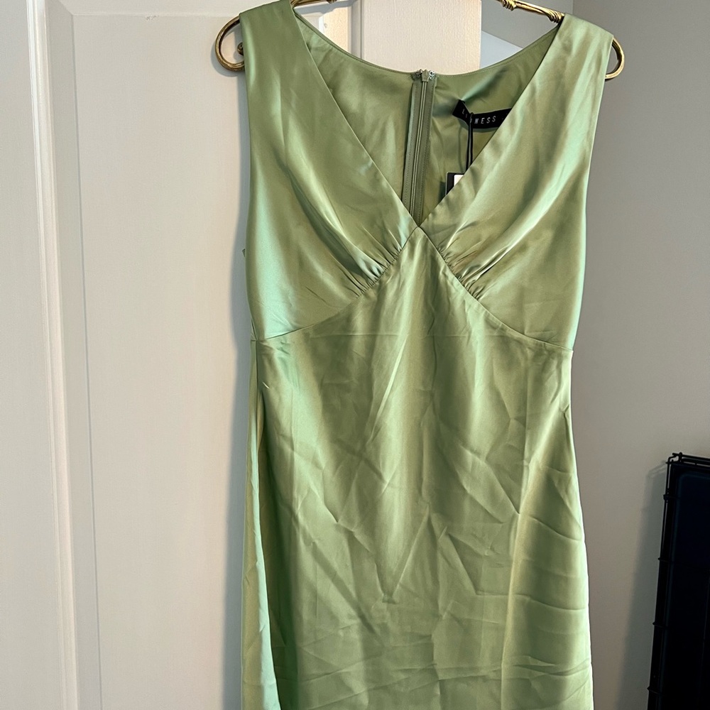 Lioness The Hailey Mini Dress - Green Satin (urban outfitters)